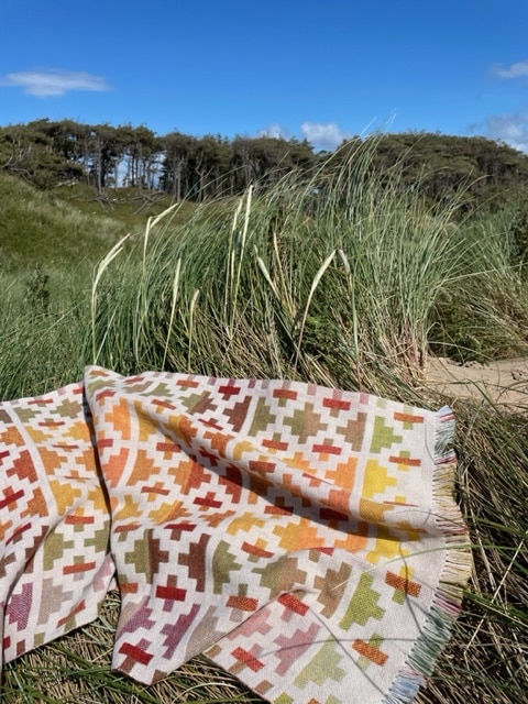 ‘The Godstone’ blanket scarf